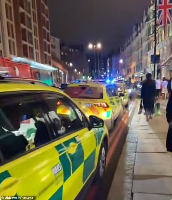 15 éves lányt szurkált halálra egy tinédzser srác egy észak-angliai város központjában egy másik fiatalt pedig a híres londoni Harrods áruház kellős közepén késeltek meg 5