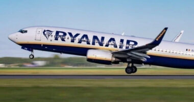 A Ryanair a reptéren felejtette 14 utasát, akiknek egy egészen pofátlan kártérítéssel “kedveskedtek” utána