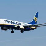 A Ryanair egyik angliai járata több utast, köztük egy mozgássérült nőt is nemes egyszerűséggel ott hagyott az aszfalton és elindult nélkülük
