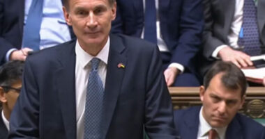 Nagy-Britannia hivatalosan is recesszióban van – a pénzügyminiszter mai nagy bejelentése az adóemelések és támogatások kapcsán, ami mindenkit érint