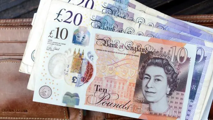 Fiatal diákok milliói lehetnek jogosultak több száz vagy akár ezer font visszatérítésre Nagy-Britanniában