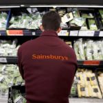 Egyesül Nagy-Britannia két hatalmas és közismert élelmiszer áruházlánca
