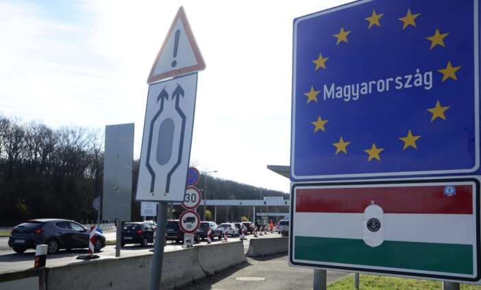 Egyre többen költöznek haza a külföldi magyarok, de emelkedik az elköltözők száma is - itt vannak a friss bevándorlási adatok 1