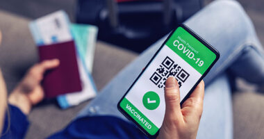 Friss hír az oltási útlevelek kapcsán a Nagy-Britanniából utazni vágyóknak