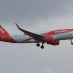 Újra kellett éleszteni az egyik utast az easyJet brit járatán