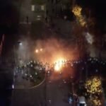 Zavargások Nagy-Britanniában: Edinburgh utcáin vagy 100 fiatal ütközött össze a rohamrendőrökkel