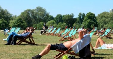 Végre érkezik az első mini hőhullám Nagy-Britanniába 20C fölötti hőmérsékletekkel és akár 10 napig is eltarthat – itt van, hogy mikortól