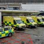 Önként jelentkezők fogják vezetni a mentőautókat Nagy-Britanniában, akkora a munkaerőhiány és a nyomás a mentőszolgálaton
