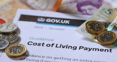 Egyre súlyosabb a helyzet Nagy-Britanniában: a lakosság egy jelentős része már az élelmiszeren és a fűtésen is spórol