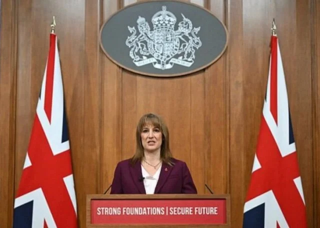 Súlyos figyelmeztetés a Nagy-Britanniában élőknek: tovább romolhat az életszínvonal