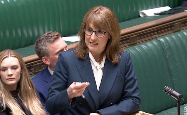 Milliók maradhatnak segítség nélkül: drasztikusan emelkednek az energiaárak az Egyesült Királyságban