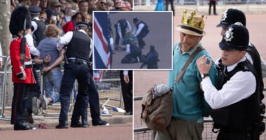 Balhé a királynő platina jubileumi ünnepségén – tüntetők rohantak be a felvonulók elé