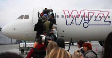Újabb vizsgálat indult a Wizz Air ellen - szabálytalanul járnak el az utasokkal szemben és fontos infókat hallgatnak el előlük