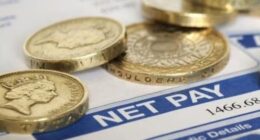 Friss hír a fizetések alakulása kapcsán az Egyesült Királyságban - ennek nem fogunk örülni