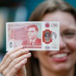 Figyelem! Több különböző bankjegy is le fog járni Nagy-Britanniában és már csak 2 napunk van, hogy beváltsuk