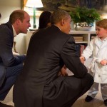 A kis angol trónörökös pizsamában fogadta az amerikai elnököt