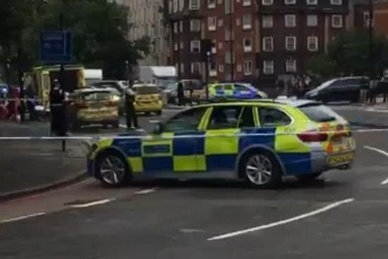 Két embert lelőttek egyet megkéseltek a nyílt utcán Londonban 2