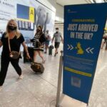 Koronavírus UK: változtatni akarják a karantén szabályt és újabb városokban emelhetik a készültségi szintet