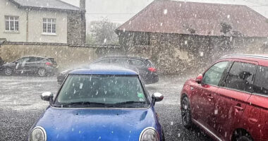 Árvízriasztás van érvényben és jégeső is volt Nagy-Britannia több területén