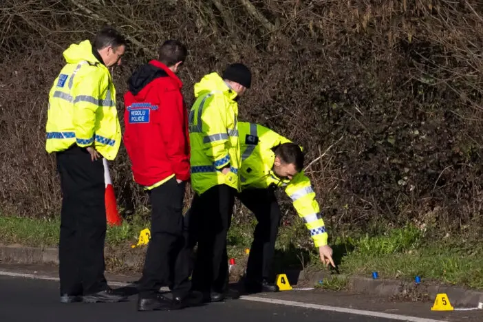 Három holttestet találtak miután eltűnt egy 5 fős csoport Nagy-Britanniában, Cardiff városában egy buli után 3