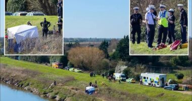 Végzetes baleset Angliában: autóval a folyóba zuhantak fiatalok, egy lányt holtan találtak