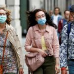 Koronavírus UK: új országok kerülhetnek a karantén listára, Boris Johnson pedig a 2. Hullámról nyilatkozott