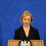 Kevesebb, mint 2 hónappal hatalomra kerülése után nyíltan lemondásra szólították fel az új brit miniszterelnököt!