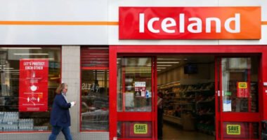 Országos méretű élelmiszer akciót indít az Iceland Nagy-Britanniában és vele együtt több másik szupermarketlánc is
