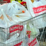 Több, mint 500 fontos termékének árát csökkenti Nagy-Britannia egyik legnagyobb élelmiszerlánca