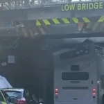 Számos kisgyermek megsérült, miután egy emeletes busz hídnak csapódott Lancashire-ben