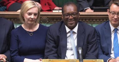 A brit miniszterelnök már most beismerte, hogy hibázott, az új pénzügyminisztert meg a háta mögött felsőbb körökben csak „hasznos idiótának” hívják