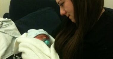 Magát okolta kisbabája haláláért egy anyuka Angliában, de kiderült, hogy a kórház hatalmasat hibázott