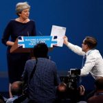 „Bakiparádé” lett Theresa May tegnapi beszédéből: egész Nagy-Britannia erről beszél