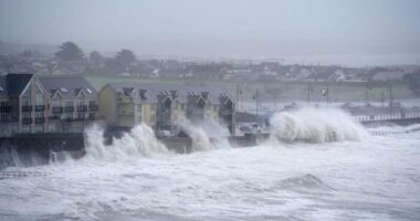 Újabb vihar éri el Nagy-Britanniát MA: figyelmeztetés rendkívül erős szél, eső és életveszélyes körülmények miatt
