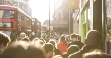 Friss, pozitív hírek a Nagy-Britanniában élők fizetéseit illetően