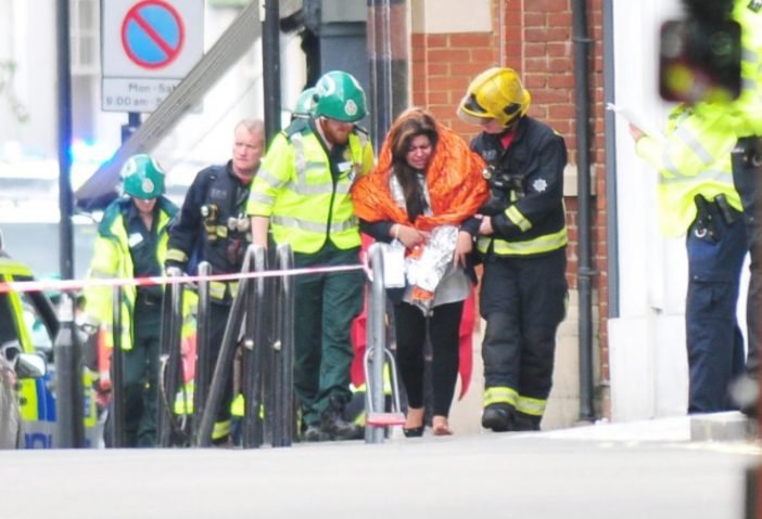 "Terrortámadás" történt a londoni metrón: eddig 22 sérült 4