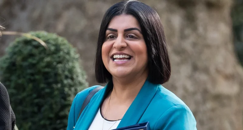 Kitoloncolás Afganisztánba? - A brit kormány a tálibokkal való tárgyalást sem zárja ki