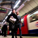 Ingyenes lesz a tömegközlekedés Londonban szilveszter este: Itt vannak a részletek