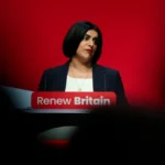 Radikális változtatás jön a menekültügyi rendszerben Nagy-Britanniában – így módosul a menekült státusz és a letelepedés
