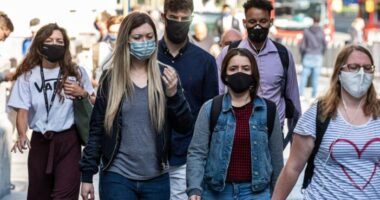 A legtöbb ember nemhogy, nem megy karanténba, de még tesztet sem hajlandó csinálni Angliában (elgondolkodtató számok)