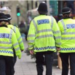 Egy 6 és egy 9 éves kislányt próbált meg elrabolni az utcáról egy maszkos férfi Londonban