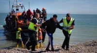 Kiderült: Az Egyesült Királyság 53 millió fontot fizetett ki, a migránsoknak, akik önként elhagyták az országot