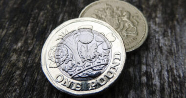 Közzétették, mennyire emelkedik a minimálbér Nagy-Britanniában, sőt, sokan még annál is többet fognak kapni