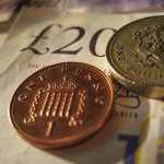 Hogyan kereshetünk extra £2,000-ot adómentesen Nagy-Britanniában