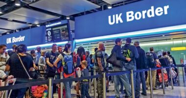 Negatív lehet a nettó bevándorlás Nagy-Britanniában - akár Brexit méretű hatása is lehet