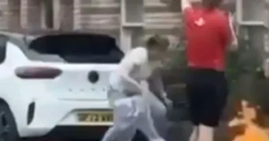 Horror: A nyílt utcán gyulladt ki egy nő ruhája Nagy-Britanniában az óriási hőség közepette