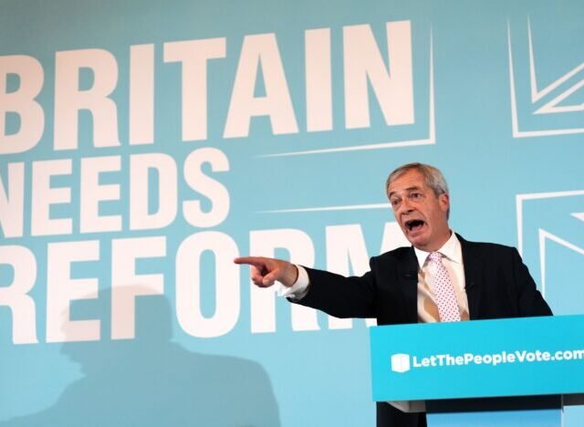 „Nigel Farage és a Reform UK még nagyobb szegénységbe fogja rántani Nagy-Britanniát” – súlyos figyelmeztetés a volt brit miniszterelnöktől