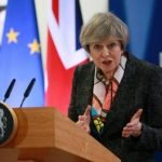 Theresa May a parlamenti szabályokat kikerülve akar módosításokat elfogadtatni a Brexit kapcsán
