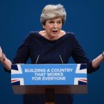 Theresa May ellen saját párttagjai készek szövetkezni az ellenzékkel a brexit tárgyalások kapcsán