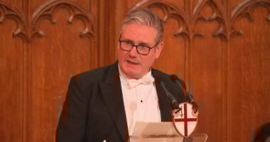 Nagy bejelentés a Brexit utáni irányváltás részeként, aminek rengeteg fiatal örülhet Európában és Nagy-Britanniában